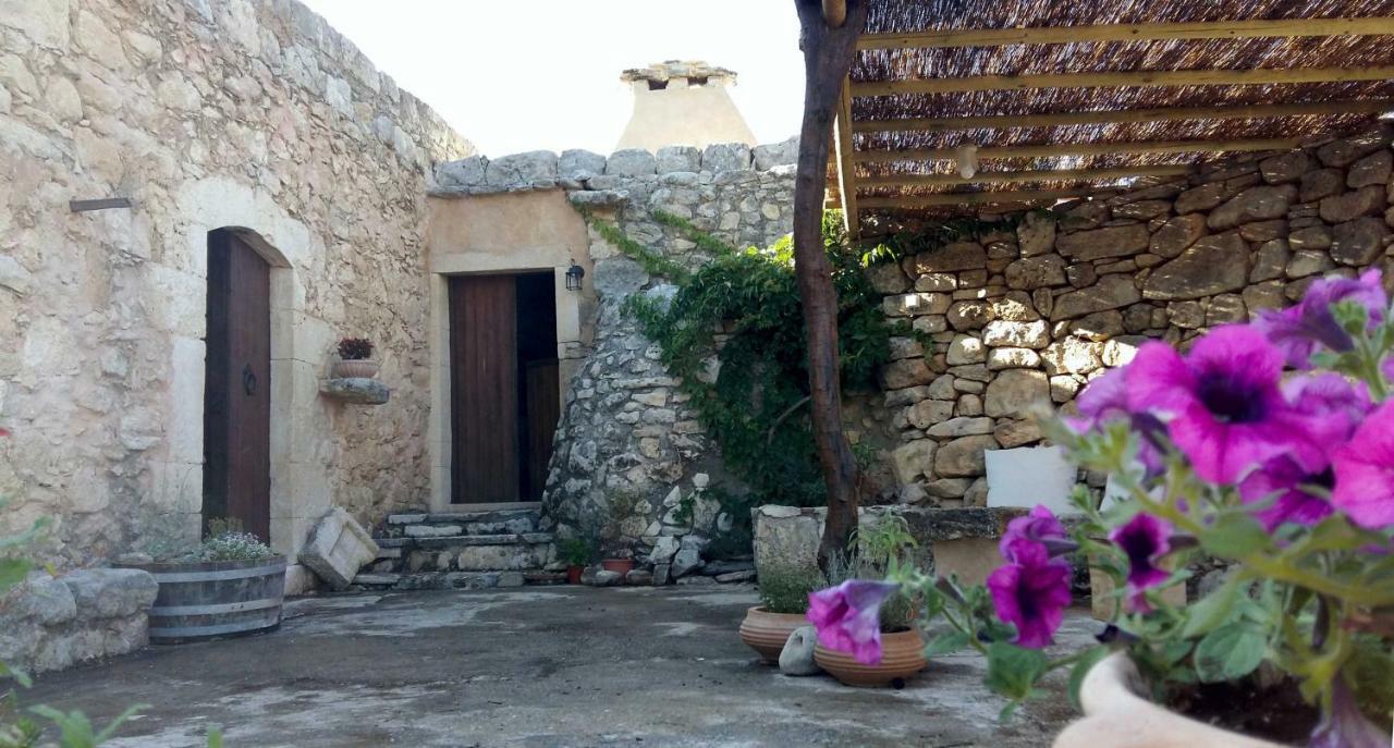 Bendeni Cottage Megala Chorafia Extérieur photo