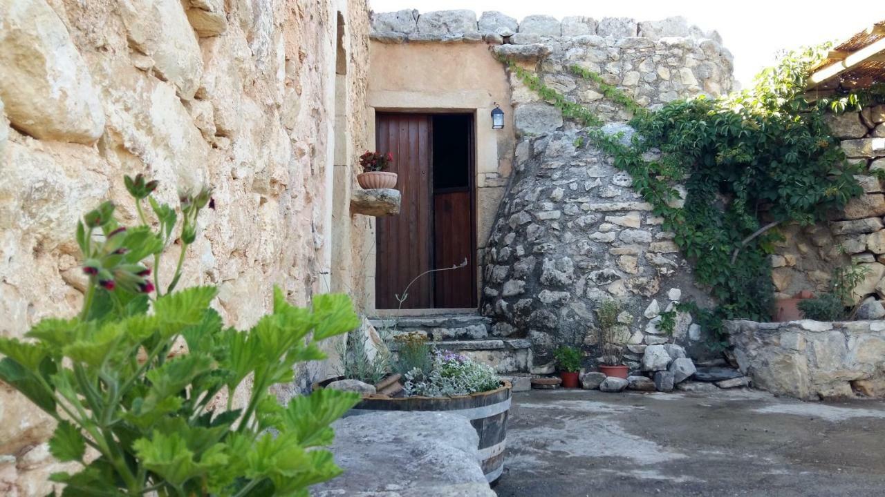 Bendeni Cottage Megala Chorafia Extérieur photo